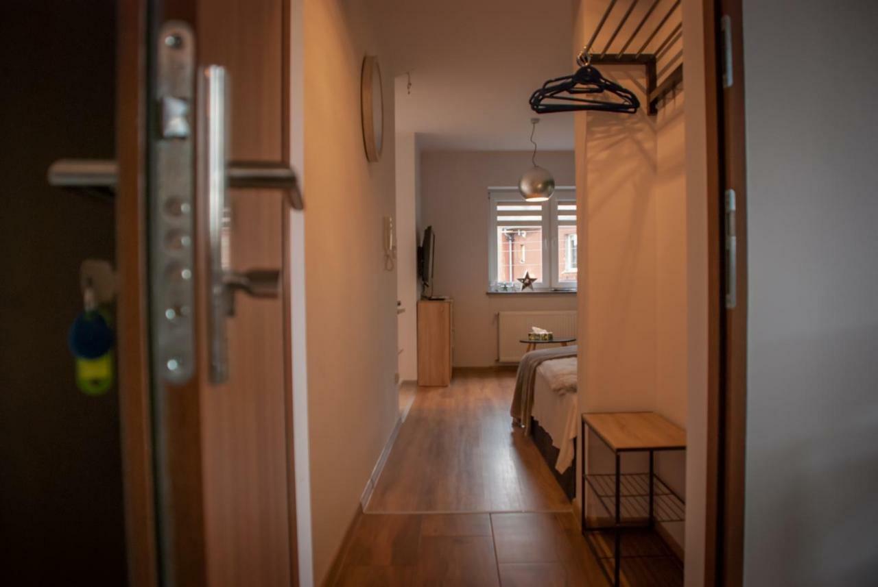 שצ'צ'אוונו-ז'דראוג' Noclegi "Boczna 5A" Apartamenty Goscinne מראה חיצוני תמונה